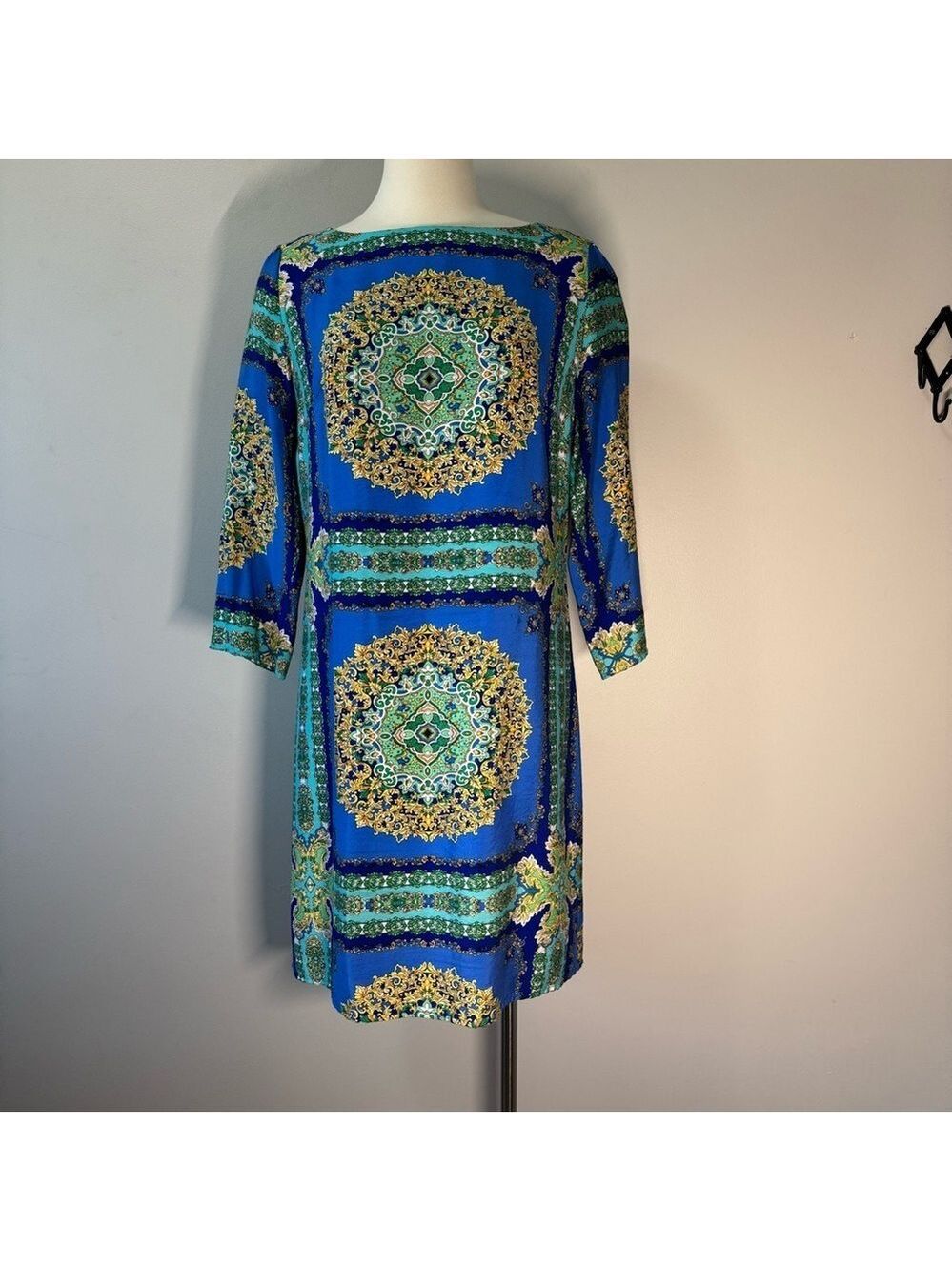 Laundry By Shelli Segal Blue and Green Paisley Mini Dress size 12